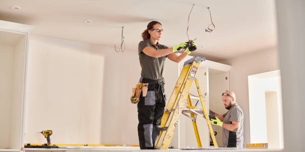 Best Affordable Electrician  in Huntington, VA
